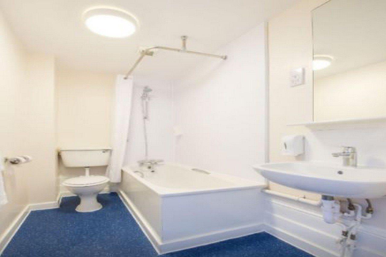 Travelodge Tunbridge Wells Екстер'єр фото