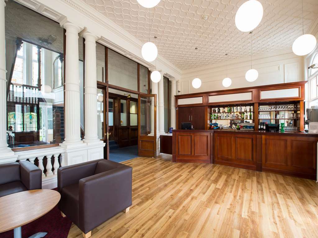 Travelodge Tunbridge Wells Інтер'єр фото